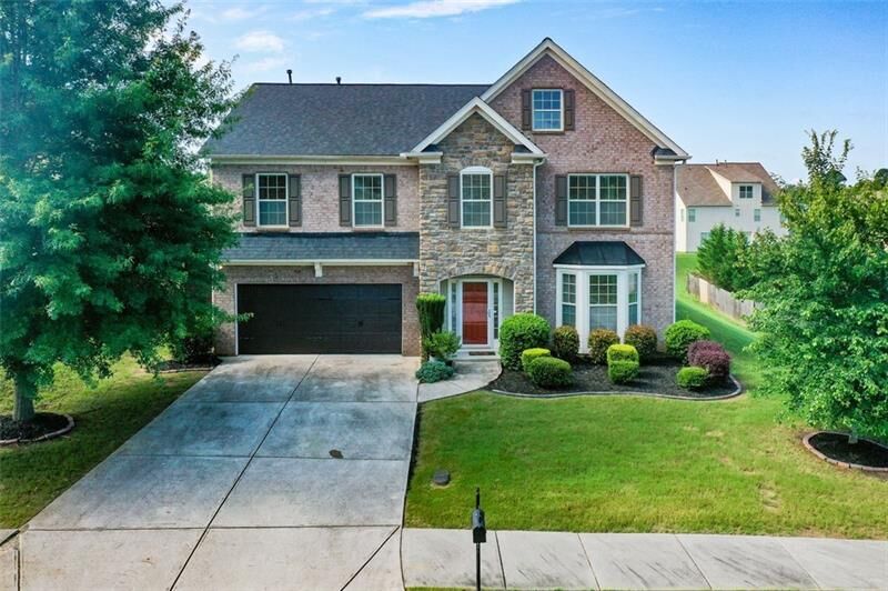 Property Photo:  880 Stonehaven Road SW  GA 30331 