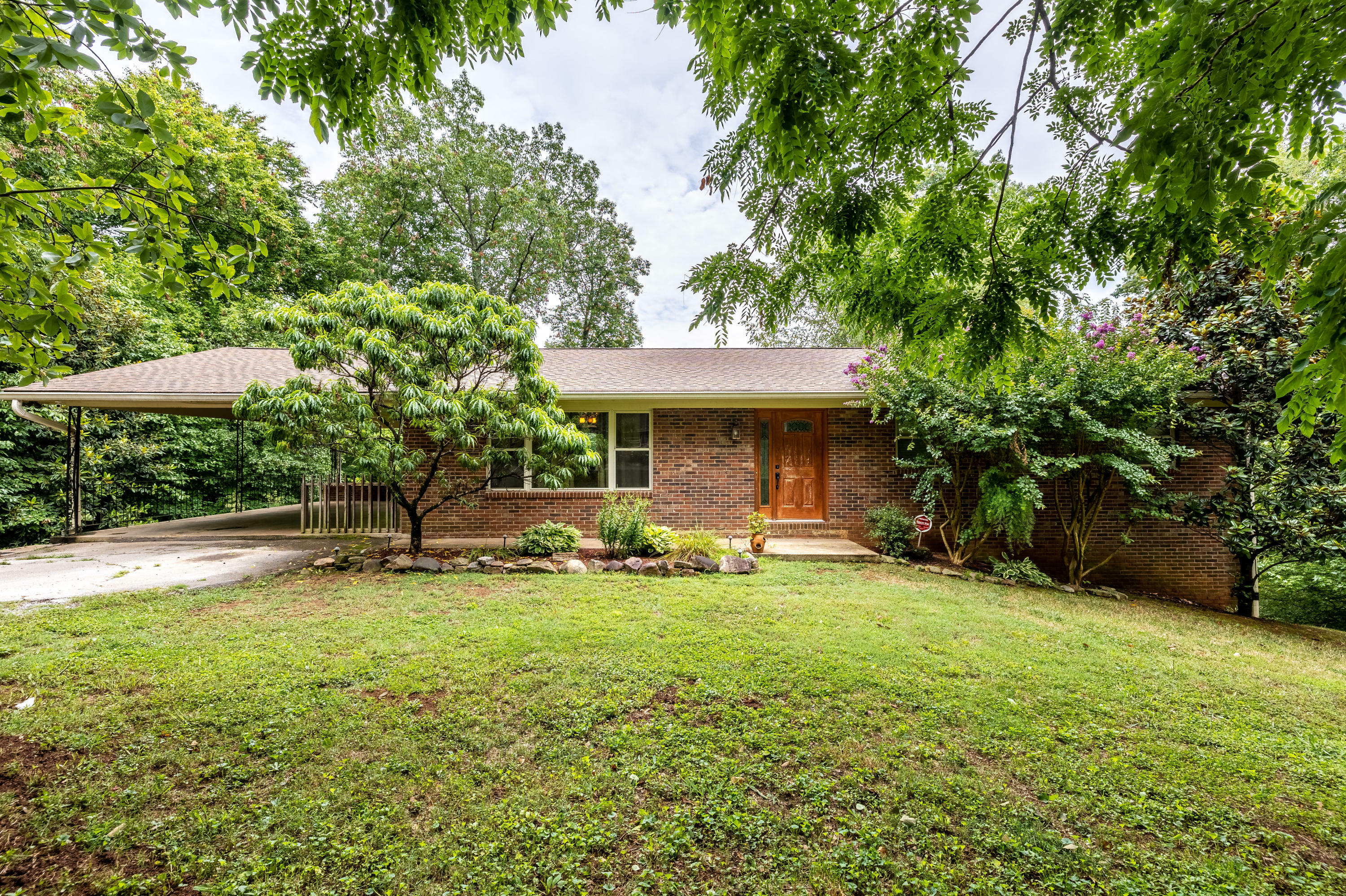 Property Photo:  912 Lester Rd  TN 37920 