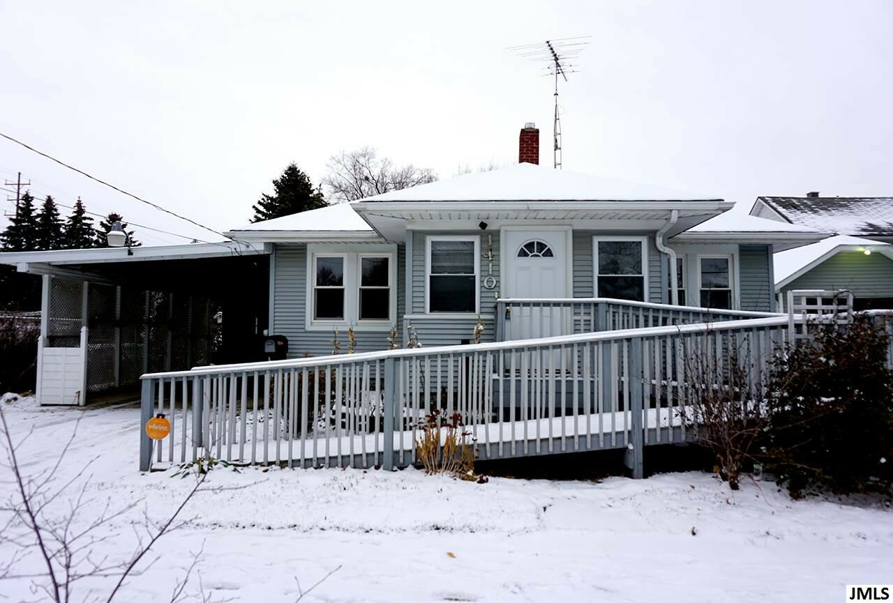 Property Photo:  1410 Morris St  MI 49202 