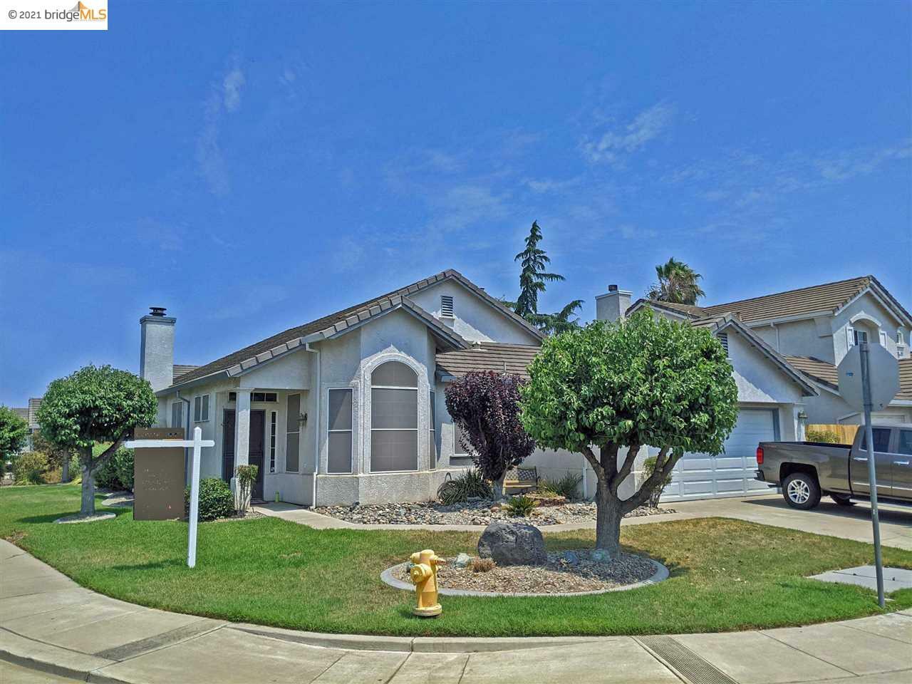 Property Photo:  1639 Hastings Dr  CA 95336 