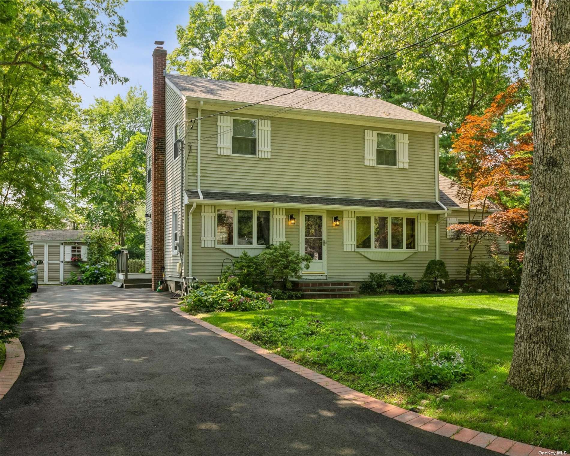 Property Photo:  157 Shady Lane  NY 11787 