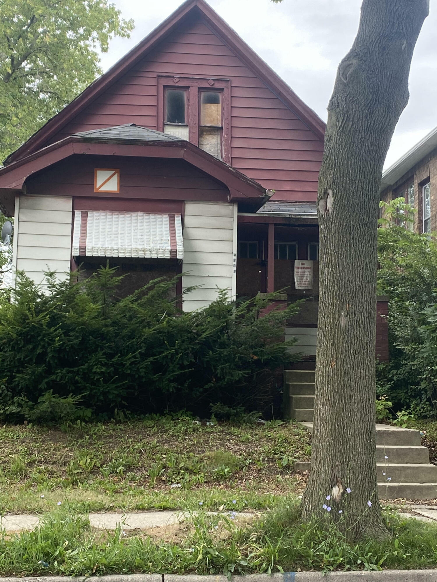 Property Photo:  3243 N 2nd St  WI 53212 