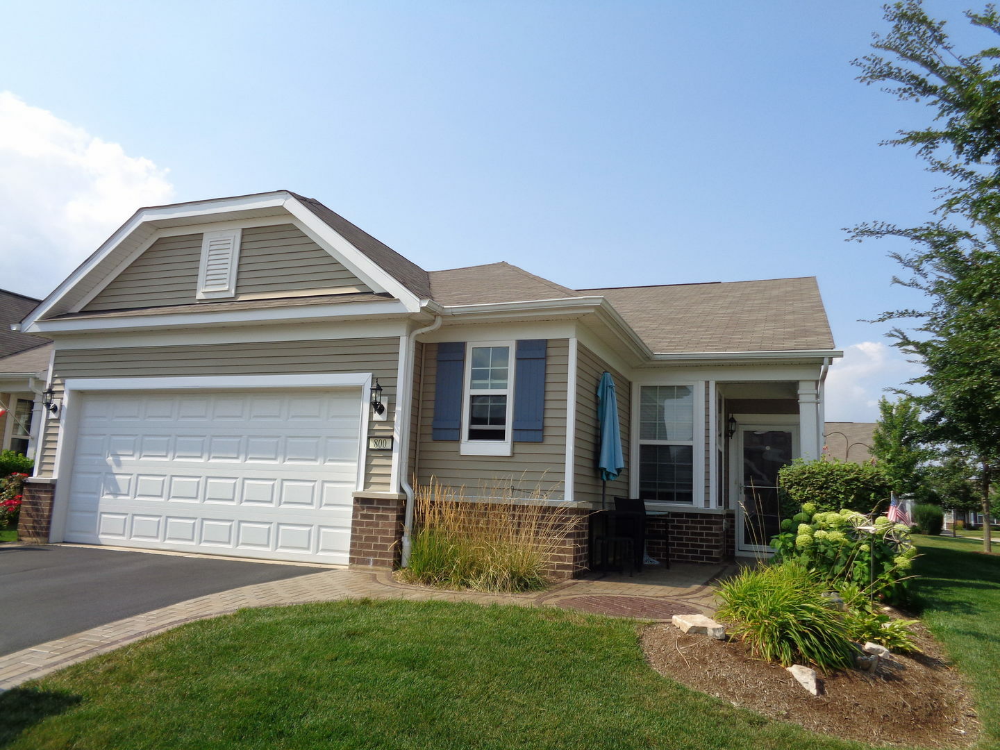 Property Photo:  800 Rocky Gap Drive  IL 60124 