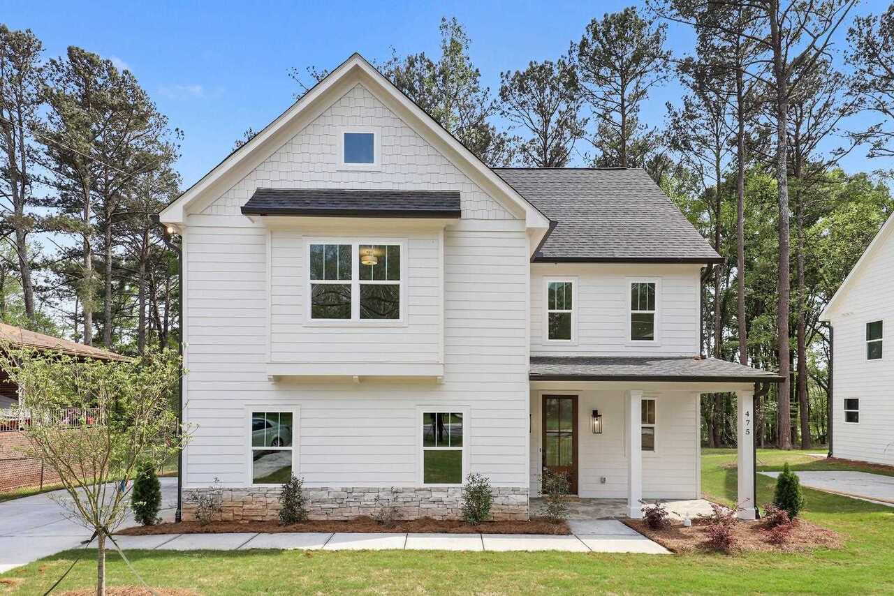 Property Photo: 2368 Browns Mill Road SE 5 GA 30315