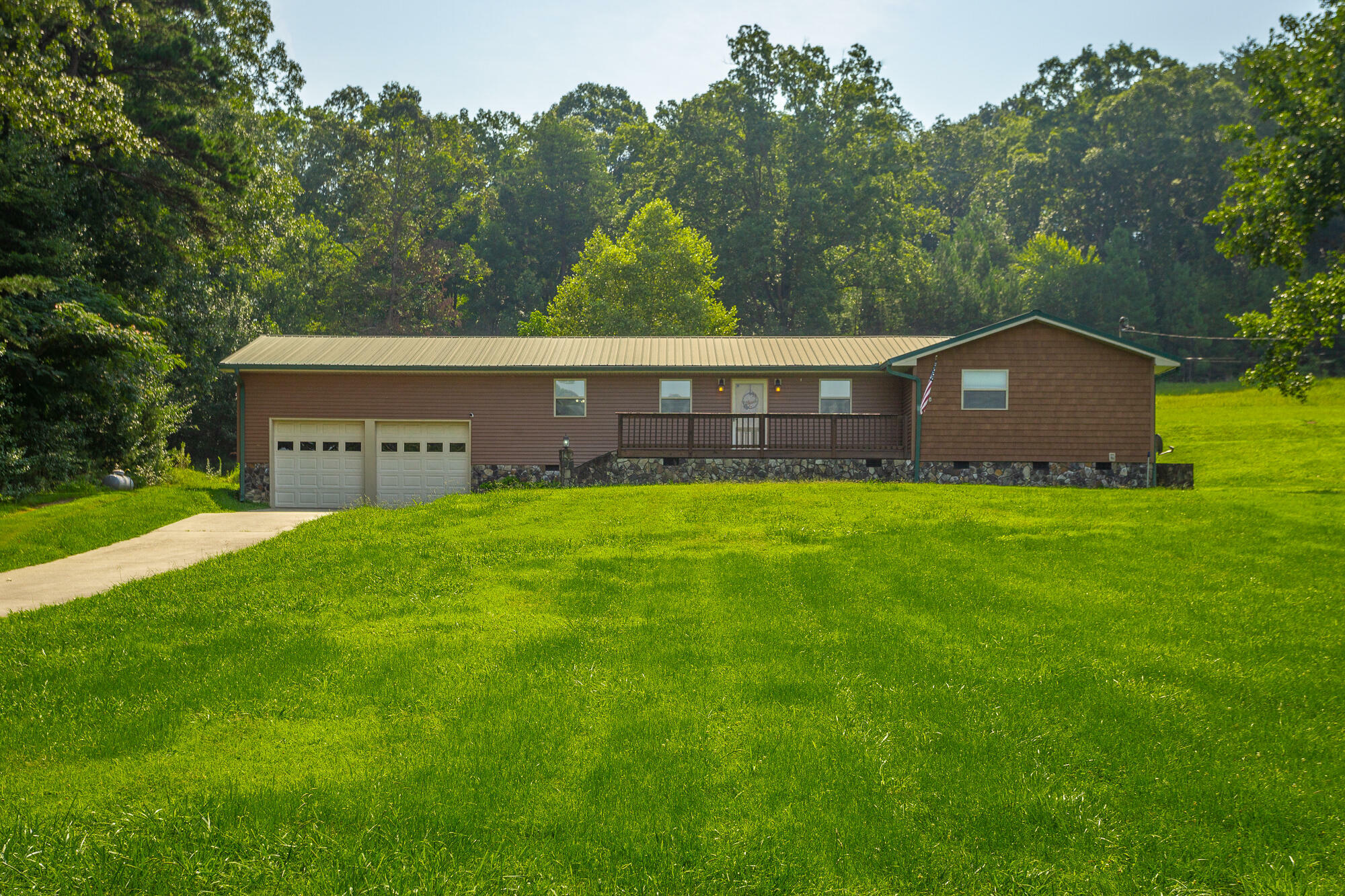 Property Photo:  1688 Lake Rd  GA 30755 