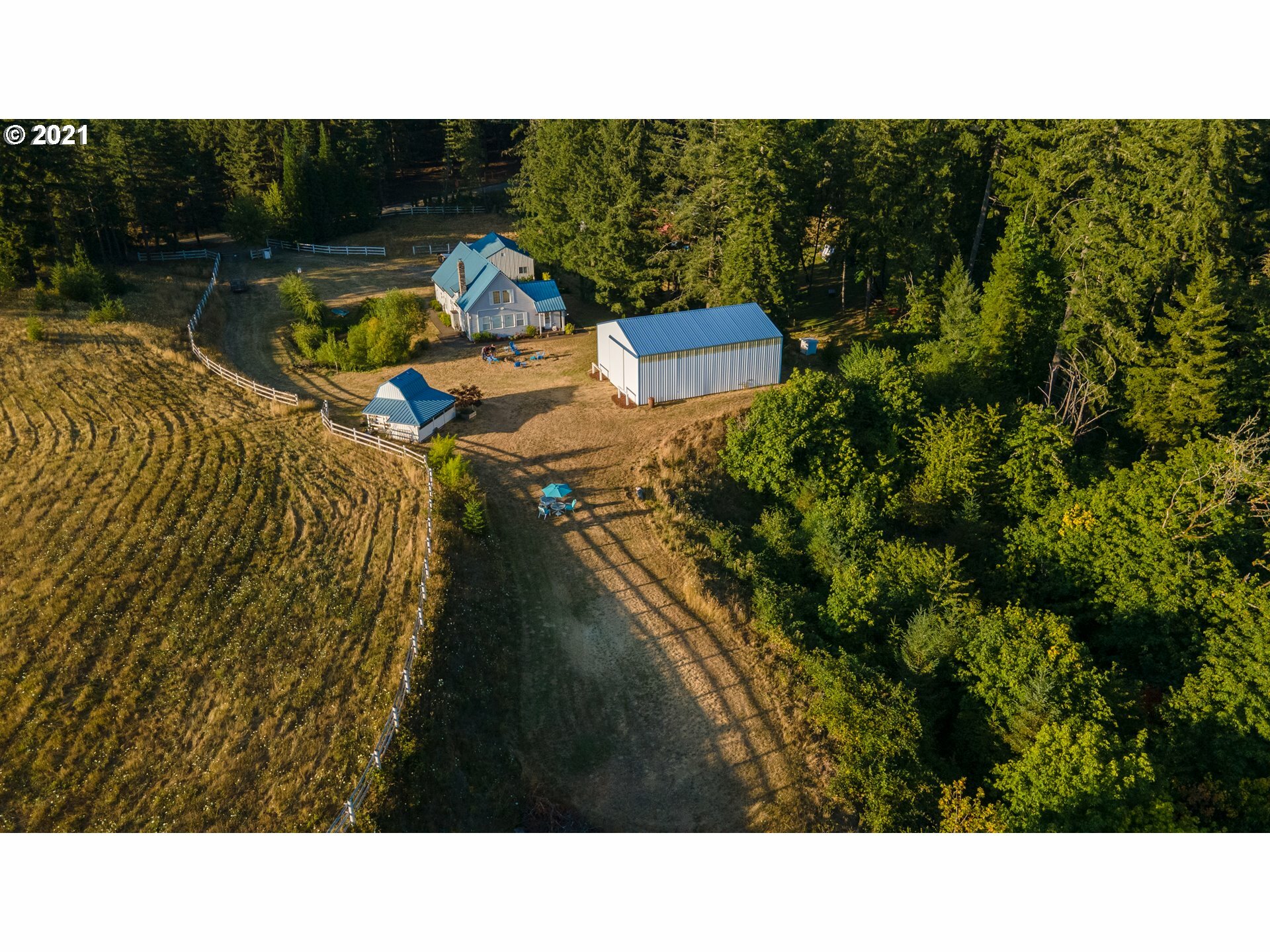 Property Photo:  11710 SW Dupee Valley Rd  OR 97378 