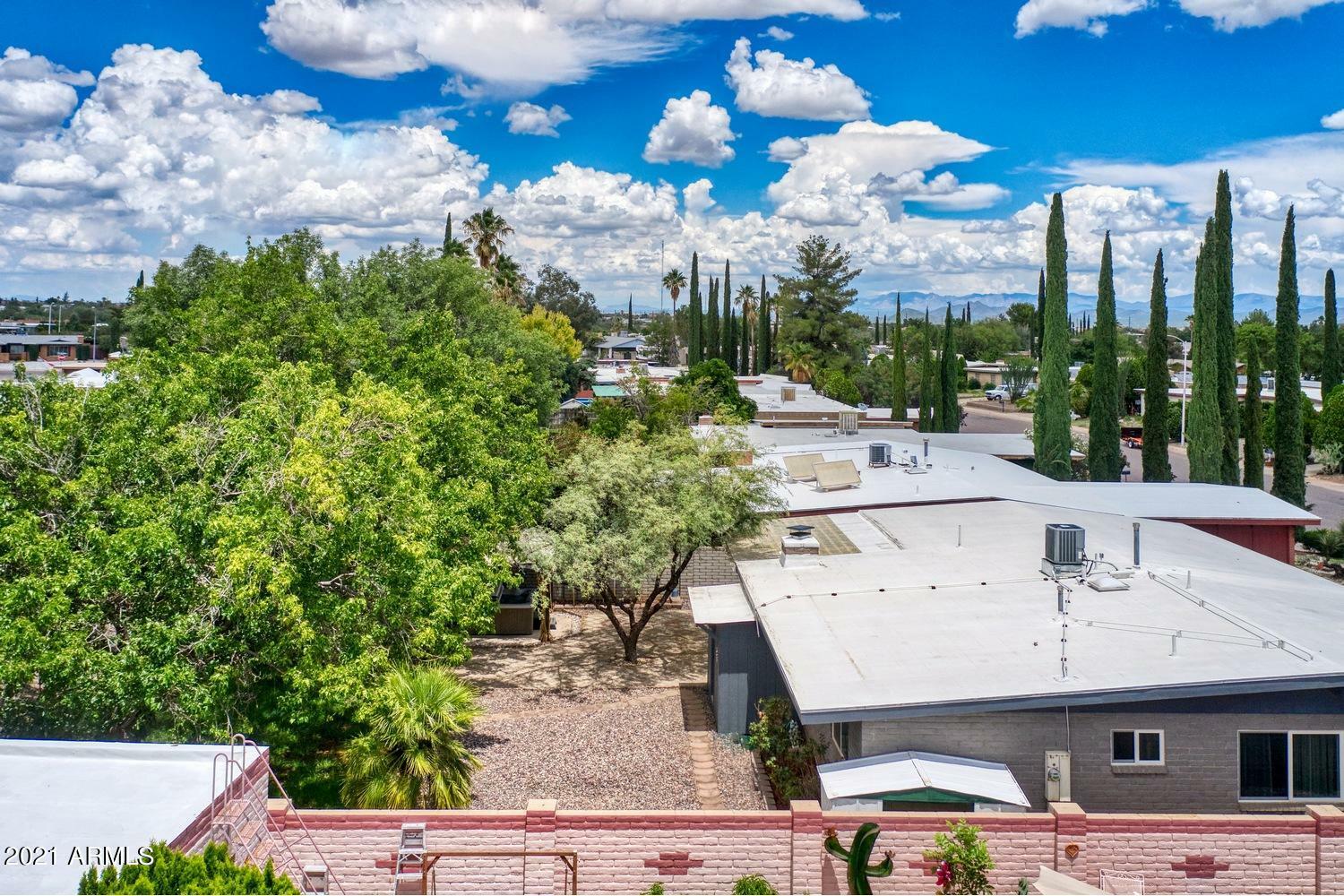 Property Photo: 1214 El Sonoro Drive AZ 85635