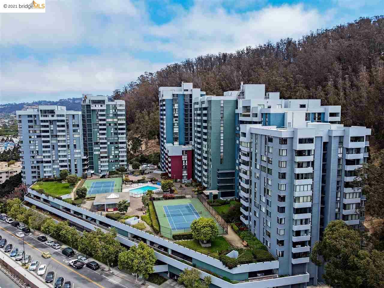 Property Photo: 555 Pierce St 833 CA 94706