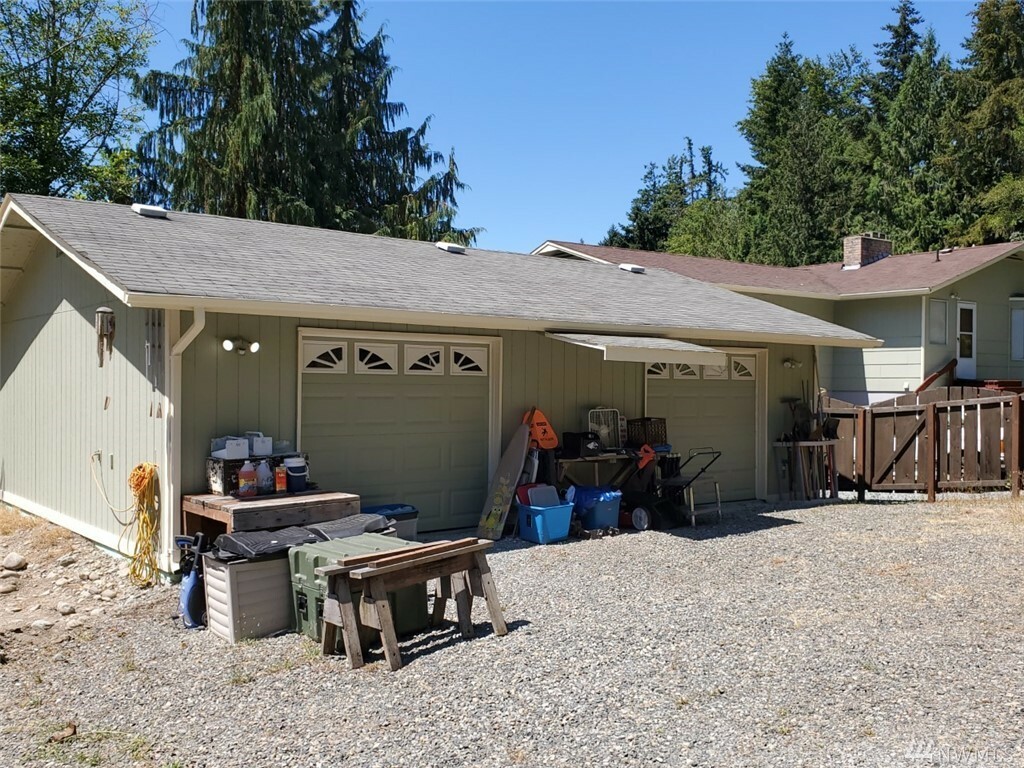 Property Photo:  40014 Templin Rd SE  WA 98580 