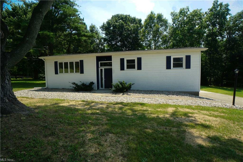 Property Photo: 1277 W Pine Lake Road OH 44460