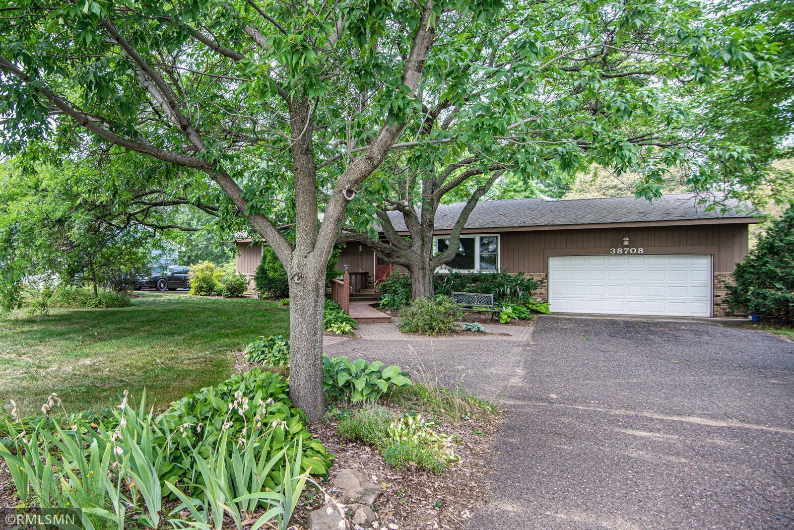 Property Photo:  38708 Grand Avenue  MN 55056 