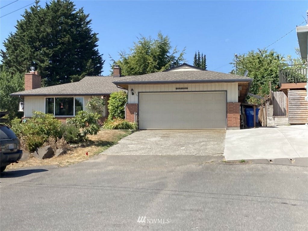 Property Photo:  2129 N 114th Street  WA 98133 