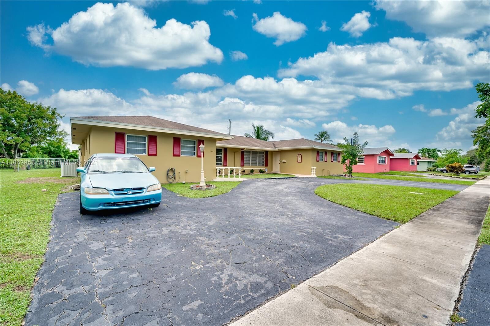 Property Photo: 7440 NW 16th St FL 33313