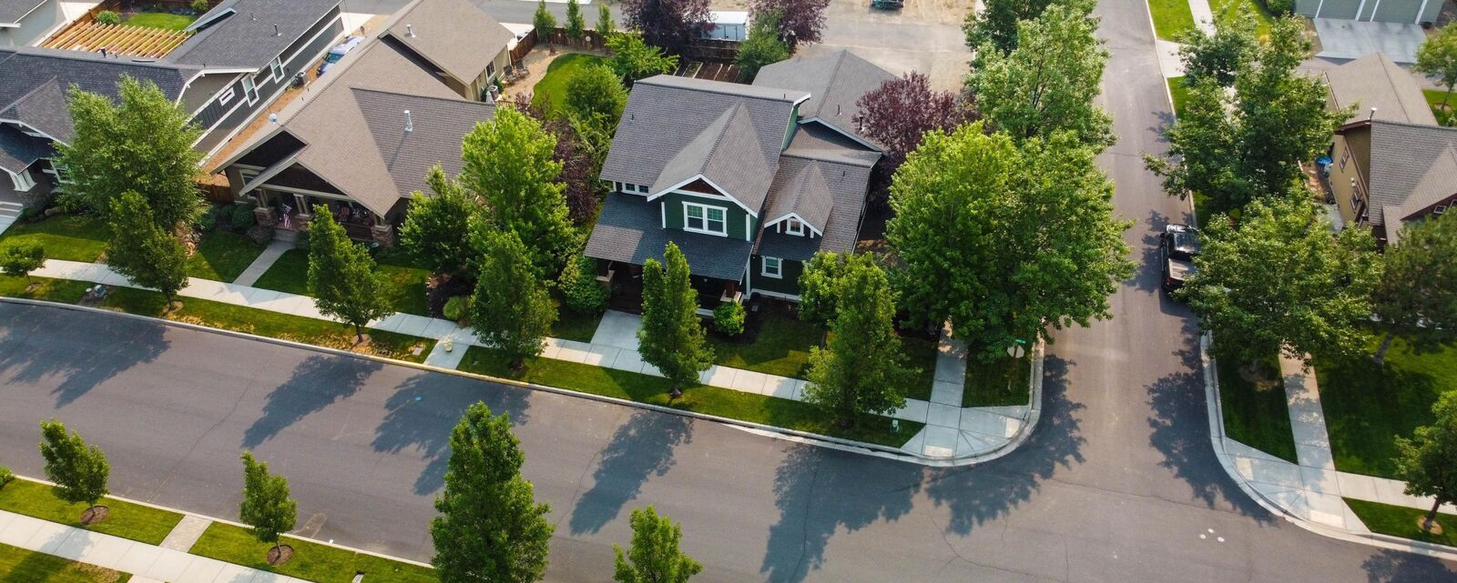 Property Photo: 836 NW Rimrock Drive OR 97756