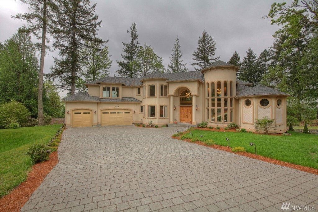 Property Photo: 26239 SE 162nd Place WA 98027