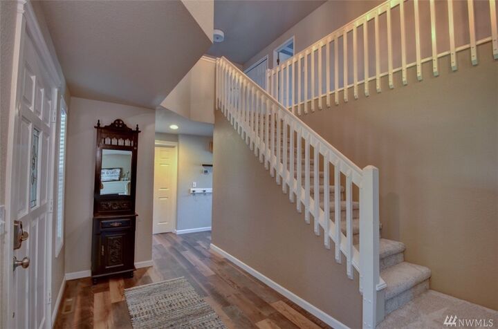 Property Photo: 3429 Hollywood Dr NE WA 98516