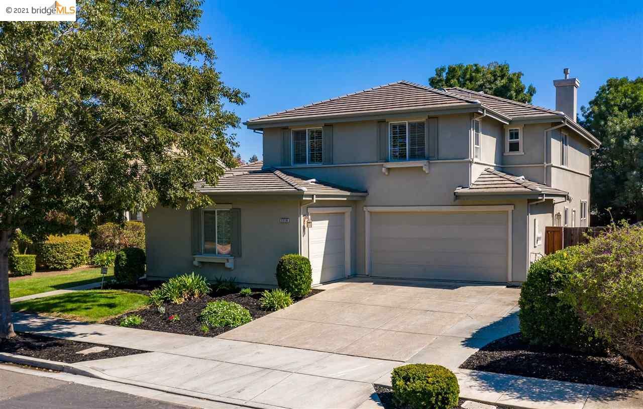 Property Photo: 1116 Tachella Way CA 94513