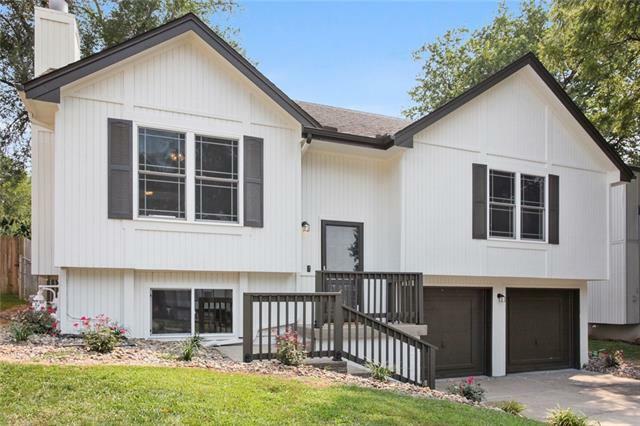 Property Photo:  2115 NW 58th Street  MO 64151 