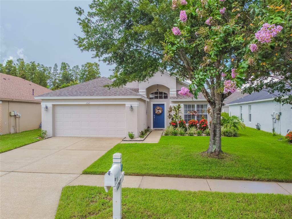 Property Photo:  1247 Atticus Court  FL 33543 