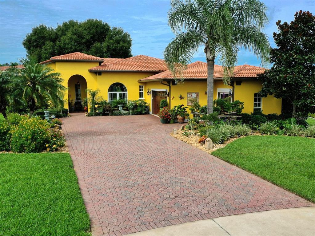 Property Photo: 38948 Harborwoods Place FL 32159