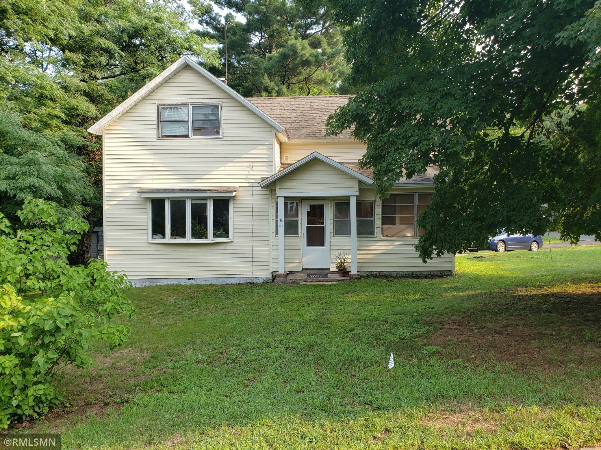 Property Photo: 246 E Maryland Street WI 54024