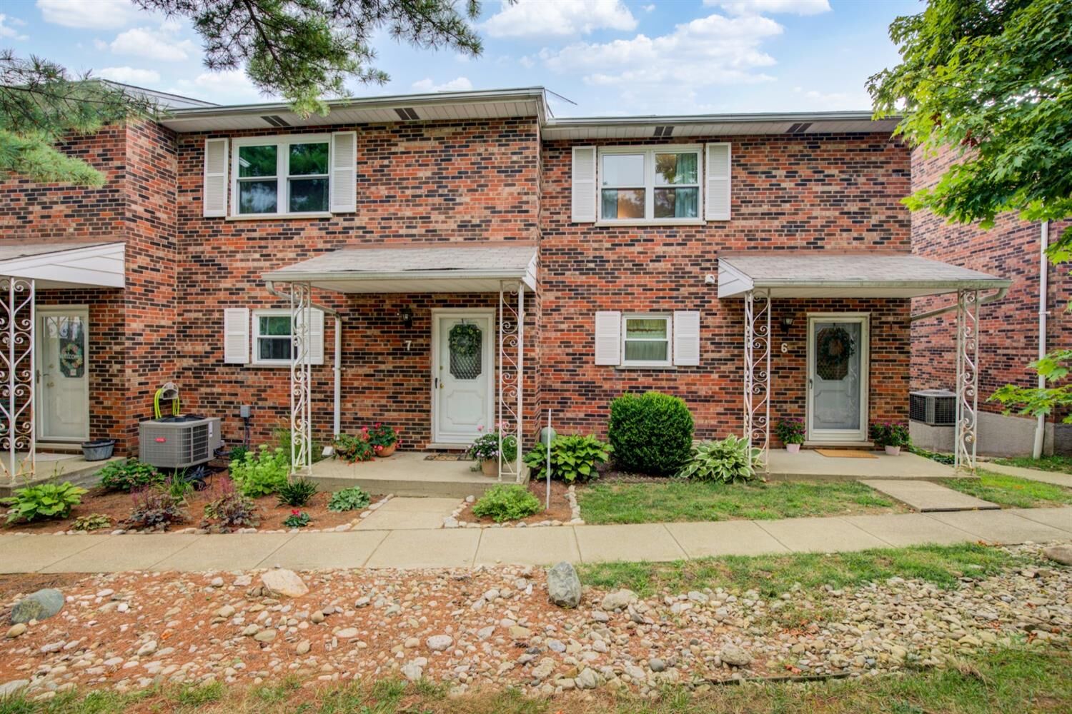 Property Photo:  5638 Springdale Rd 6  OH 45251