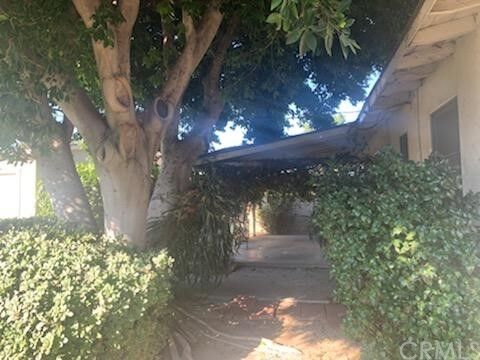 Property Photo:  9831 Mills Avenue  CA 90604 