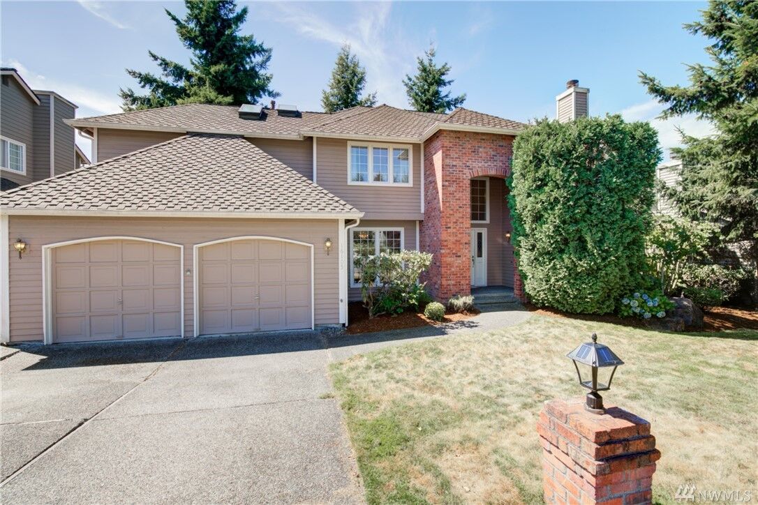 Property Photo: 16105 125th Place NE WA 98072