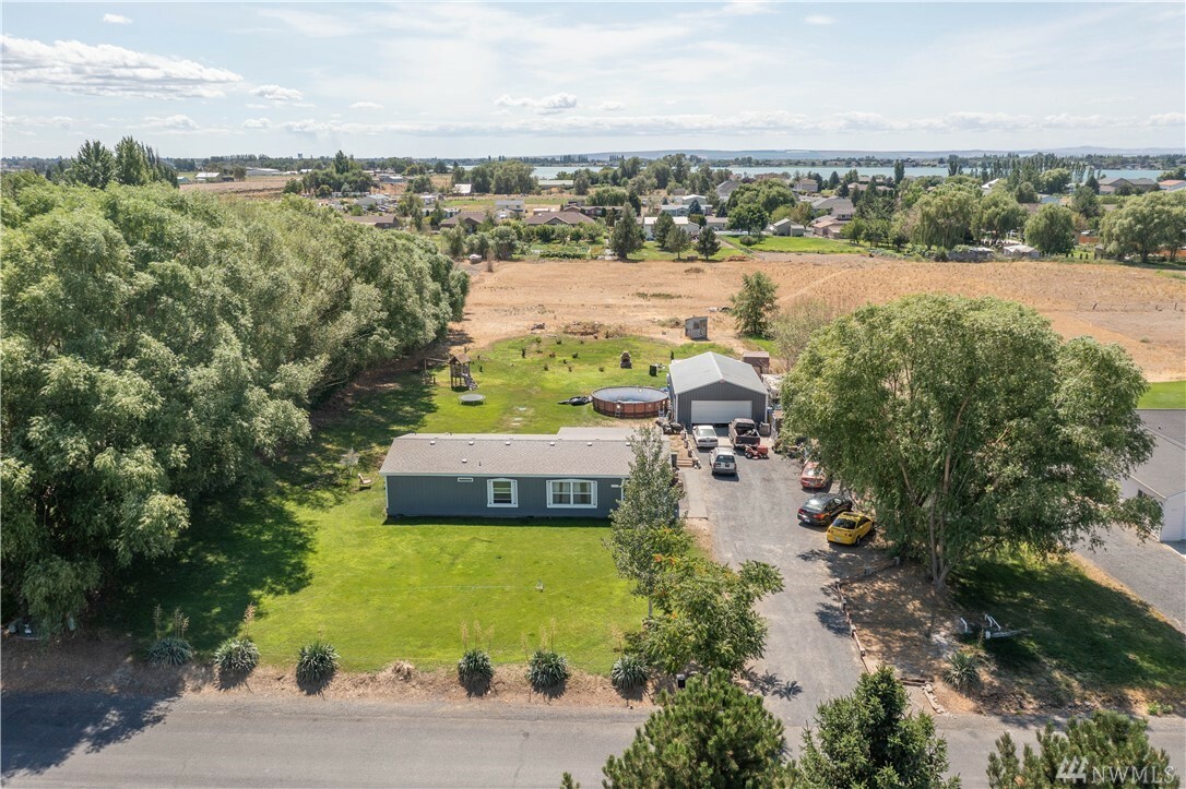 Property Photo:  7441 Wild Goose Lane NE  WA 98837 