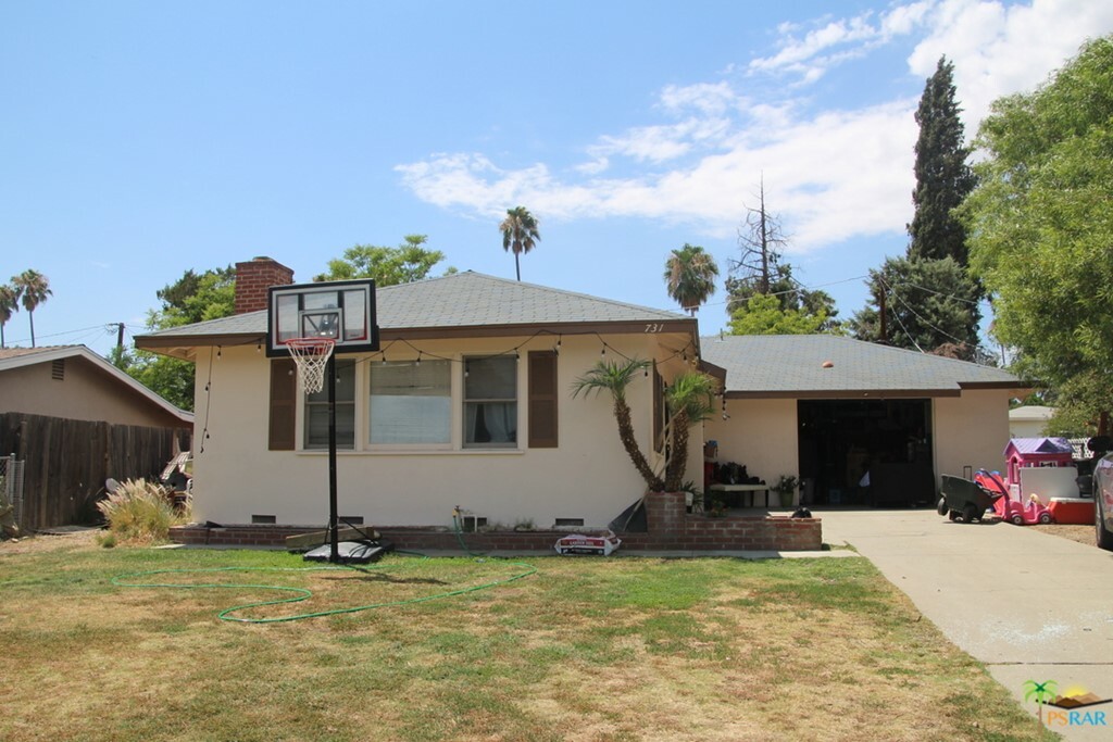 Property Photo:  731 N 8th Street  CA 92220 