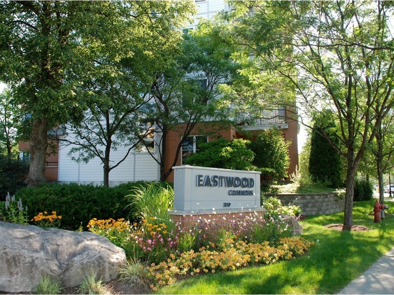 Property Photo: 370 Farrell Street 202 VT 05403