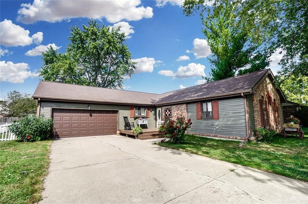 Property Photo: 433 Westview Avenue OH 45067