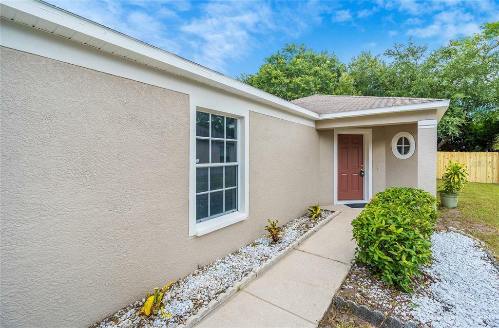 Property Photo:  8457 Quarter Horse Drive  FL 33578 