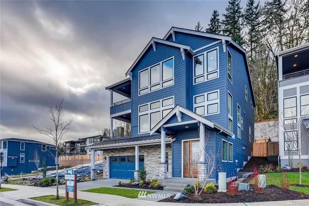 Property Photo:  463 Foothills Drive NW  WA 98027 