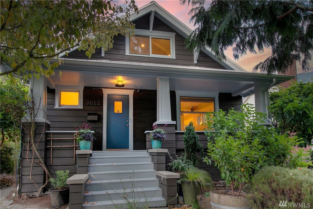 Property Photo:  3612 Burke Ave N  WA 98103 