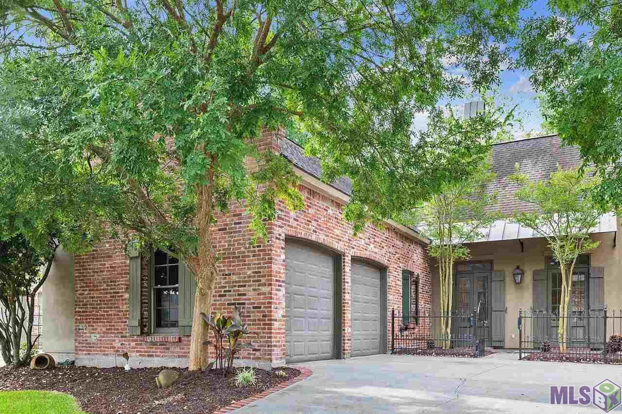Property Photo:  3127 Rue D Orleans  LA 70810 