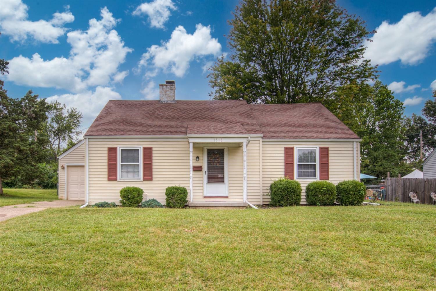 Property Photo:  1518 Woodview Ln  OH 45013 