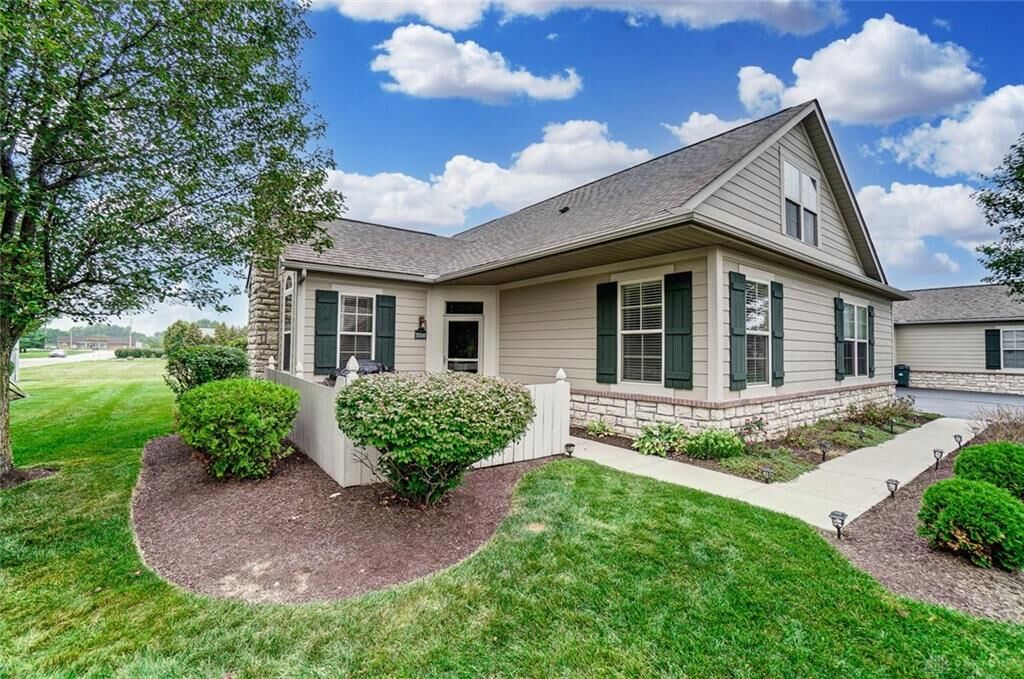 Property Photo: 7000 Creekside Circle OH 45324
