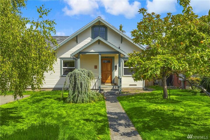 2027 N  Anacortes WA 98221 photo