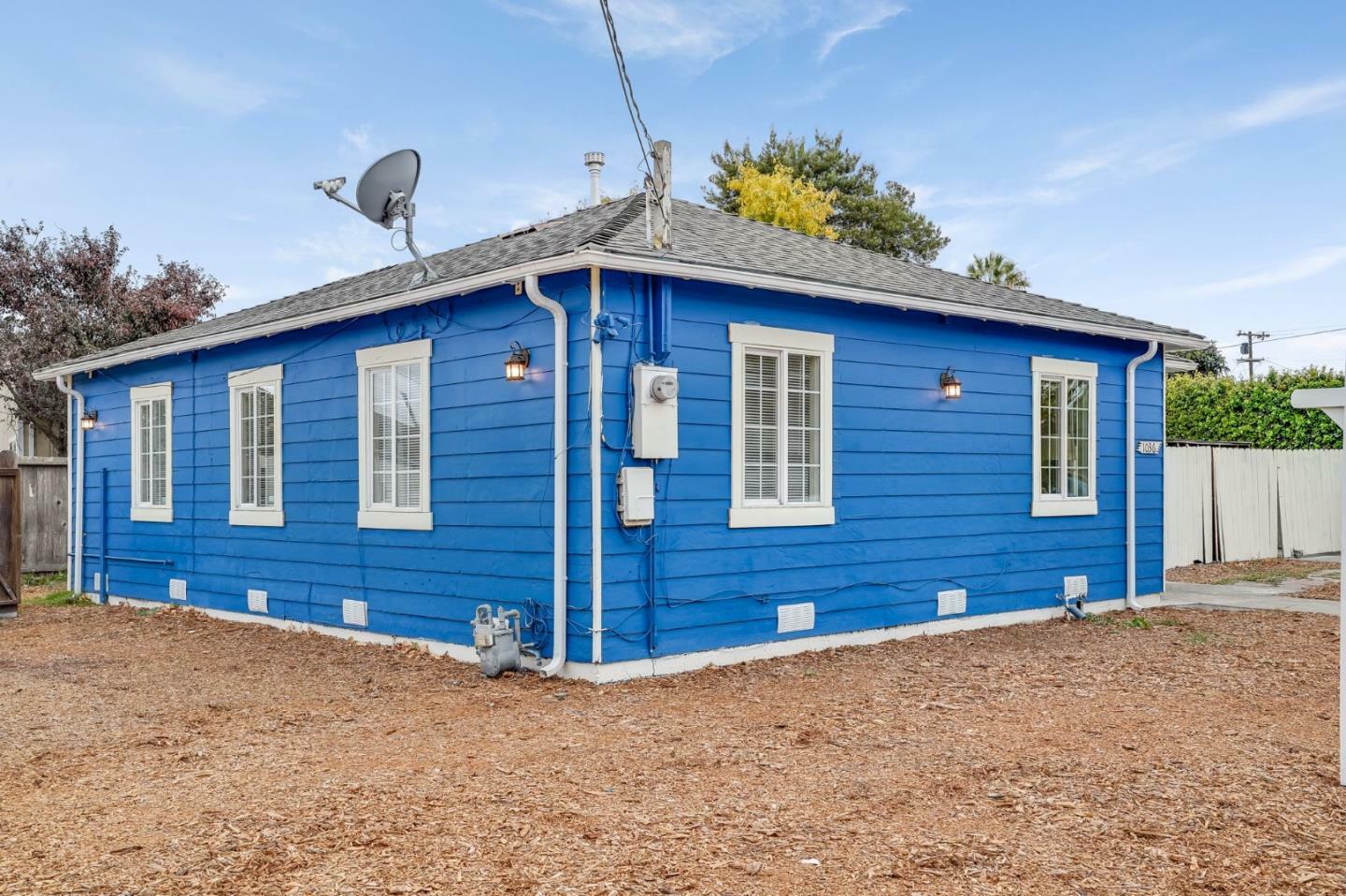 Property Photo: 1036 Alberni Street CA 94303