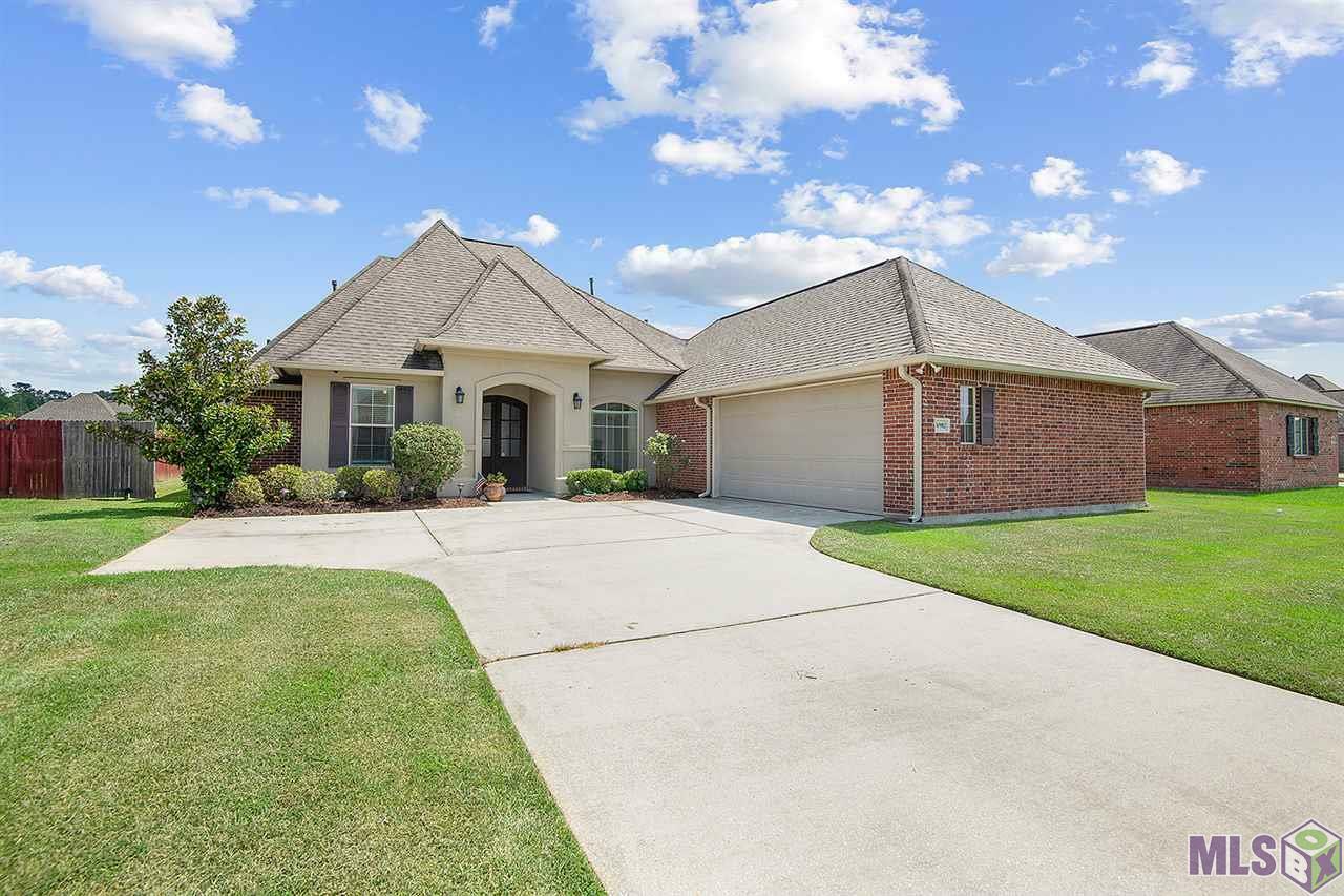 Property Photo: 30982 Creek Bend Ave LA 70726