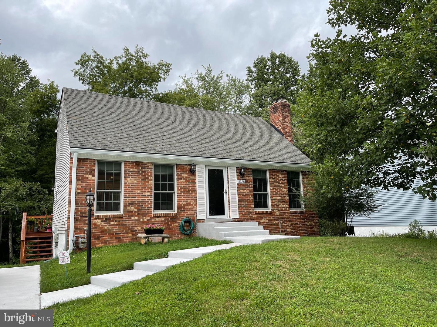 Property Photo: 14328 Springbrook Court VA 22193