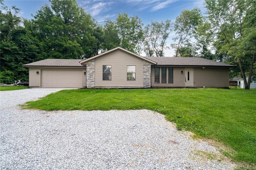 Property Photo: 1870 Old Staunton OH 45373