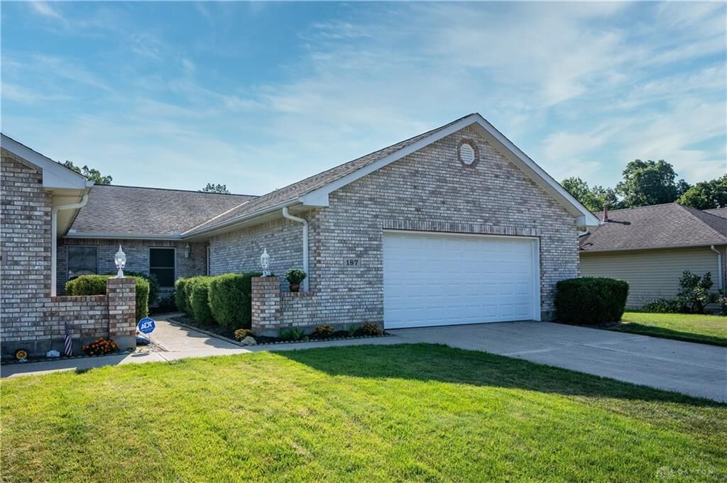 Property Photo: 187 Marrett Farm Road OH 45322