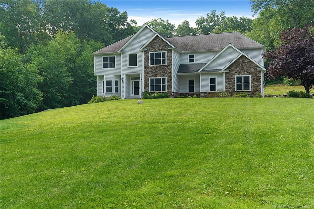 Property Photo:  322 Country Club Road  CT 06073 