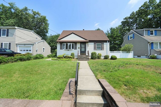 Property Photo:  16 Madison Avenue  NJ 07661 