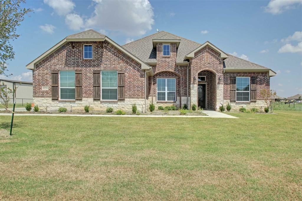 Property Photo:  8936 Winding Way  TX 76044 