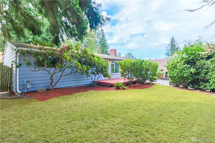 Property Photo: 20616 80th Ave W WA 98026