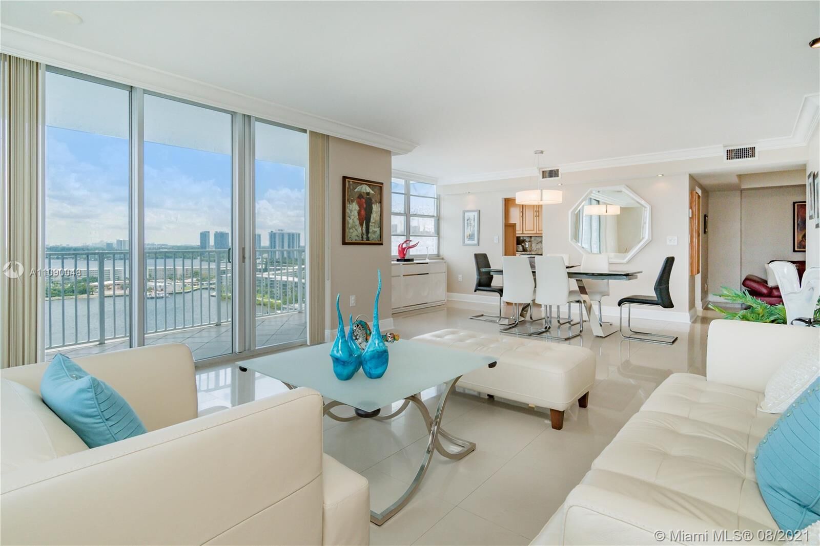 Property Photo: 2801 NE 183rd St 1916W FL 33160