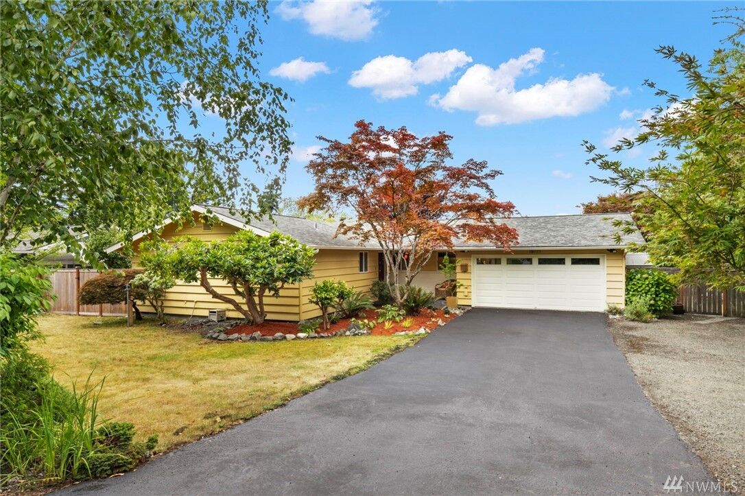 Property Photo:  18771 11th Street Ave NE  WA 98370 